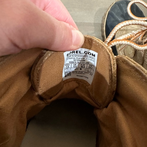 Sorel Out N About duck boots - Picture 2 of 5